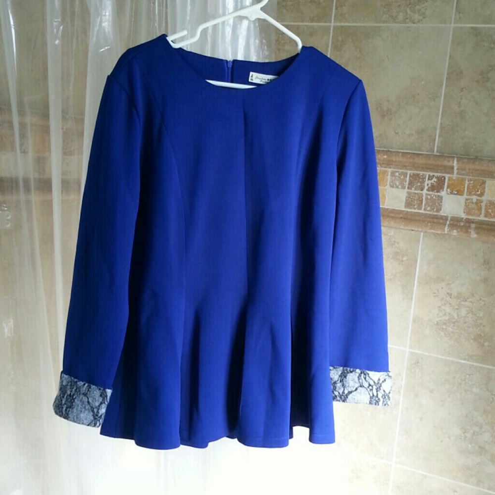 Blue elegant fall blouse